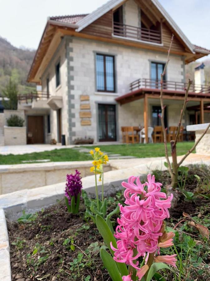 Joen Village Librazhet Kültér fotó