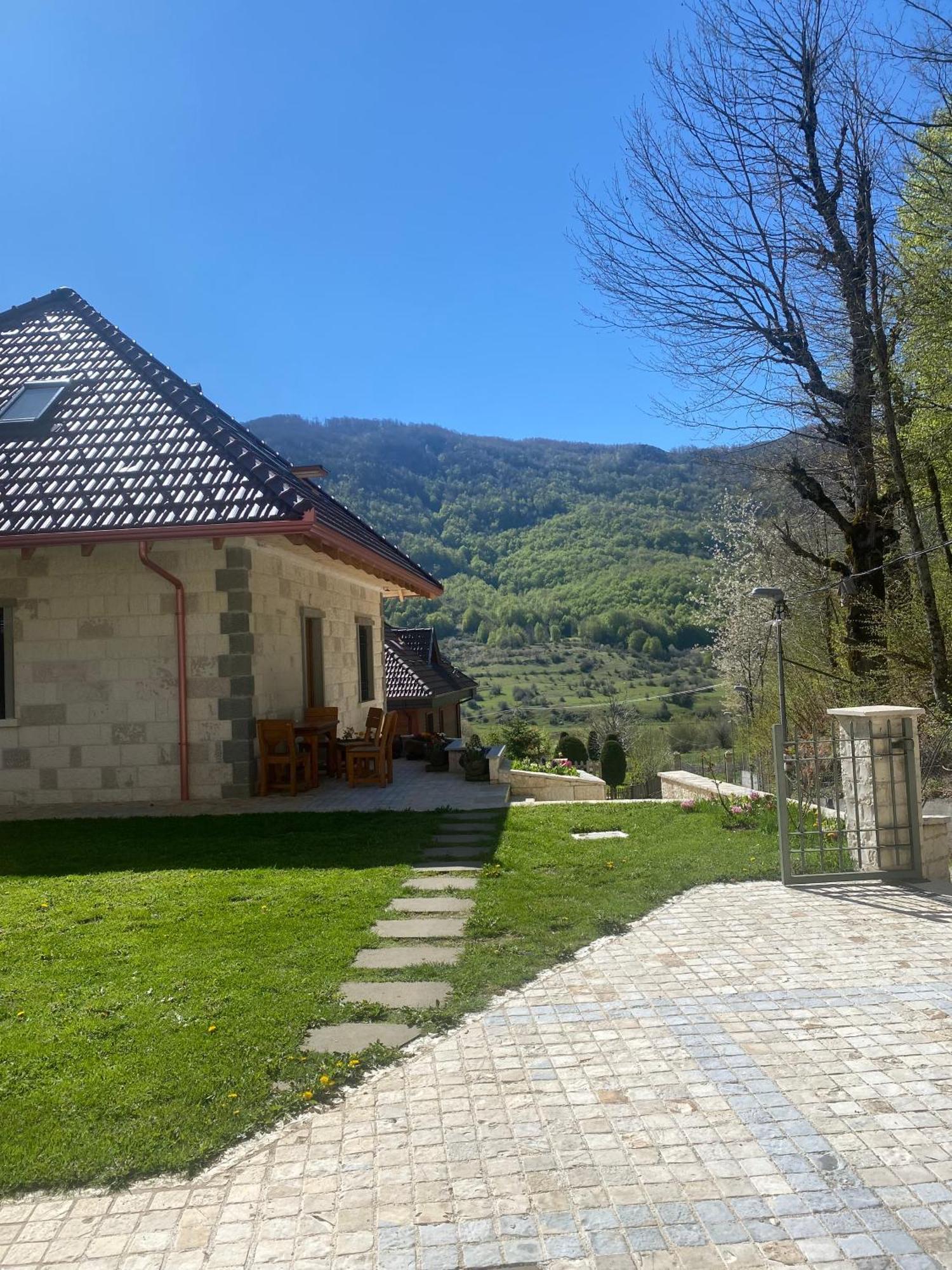 Joen Village Librazhet Kültér fotó